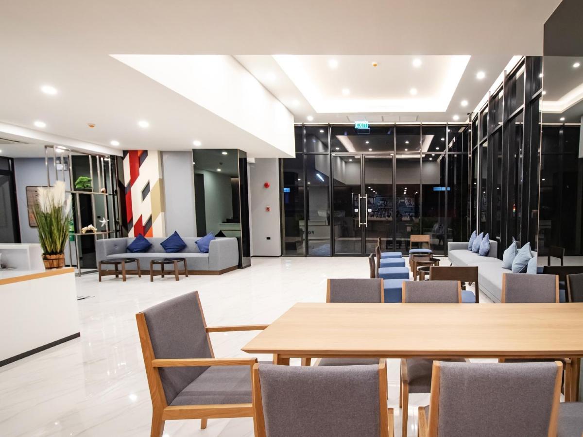 Fortune D Hotel بيتسانولوك المظهر الخارجي الصورة